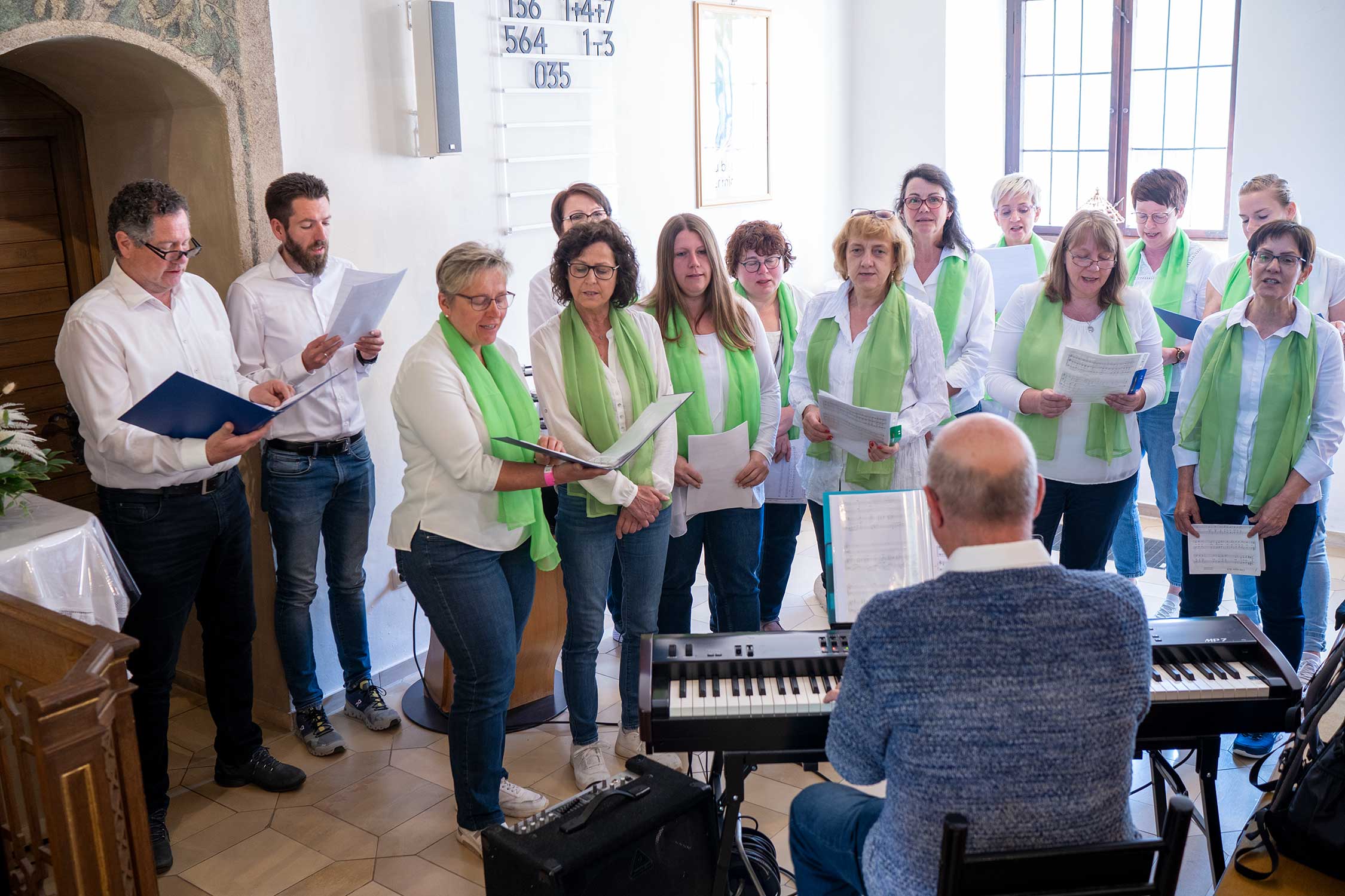 Pfingstgottesdienst mit dem Wassermungenauer Gospelchor