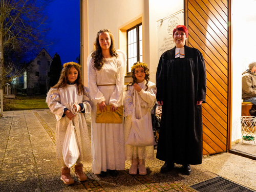 Weihnachtsmarkt am 3. Advent in Barthelmesaurach